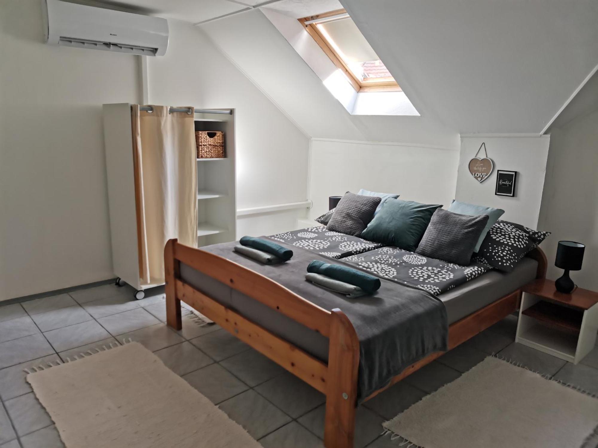 Apartman Rose Eger Luaran gambar