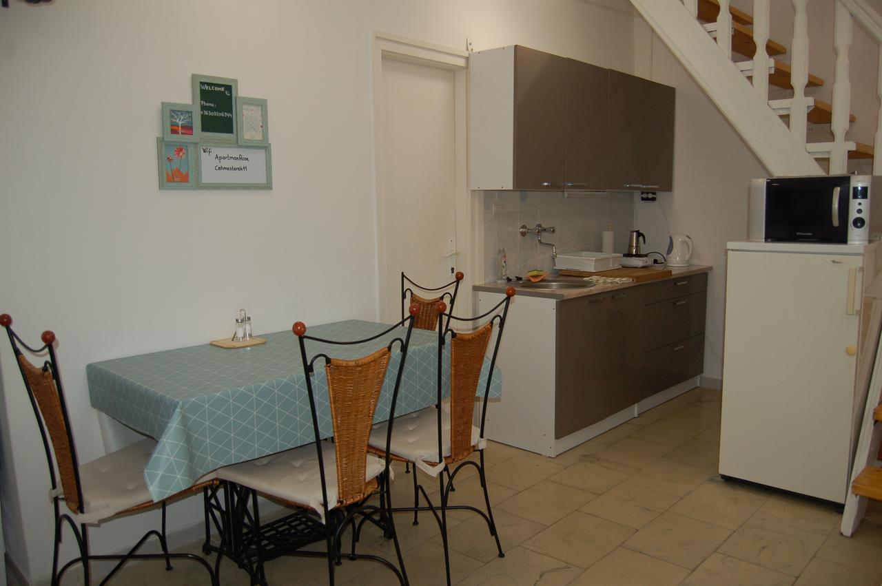 Apartman Rose Eger Luaran gambar